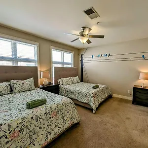 Apartment The Celebrity - Free Parking, Central, Vanderbilt, Nashville